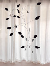 Folio Kinetic Mobile