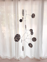 Luna Kinetic Mobile
